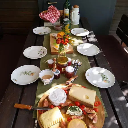 & Huttenzauber Campsite Unzmarkt